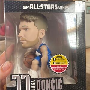 Bala Black and White Packaging